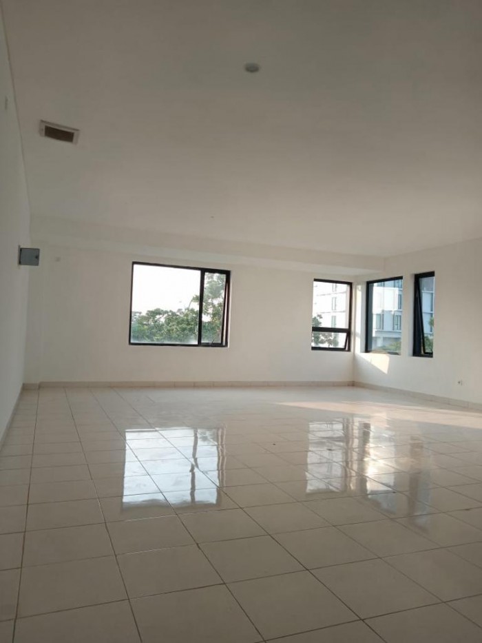 Ruko disewakan di Ruko Arcadia Lippo Cikarang
